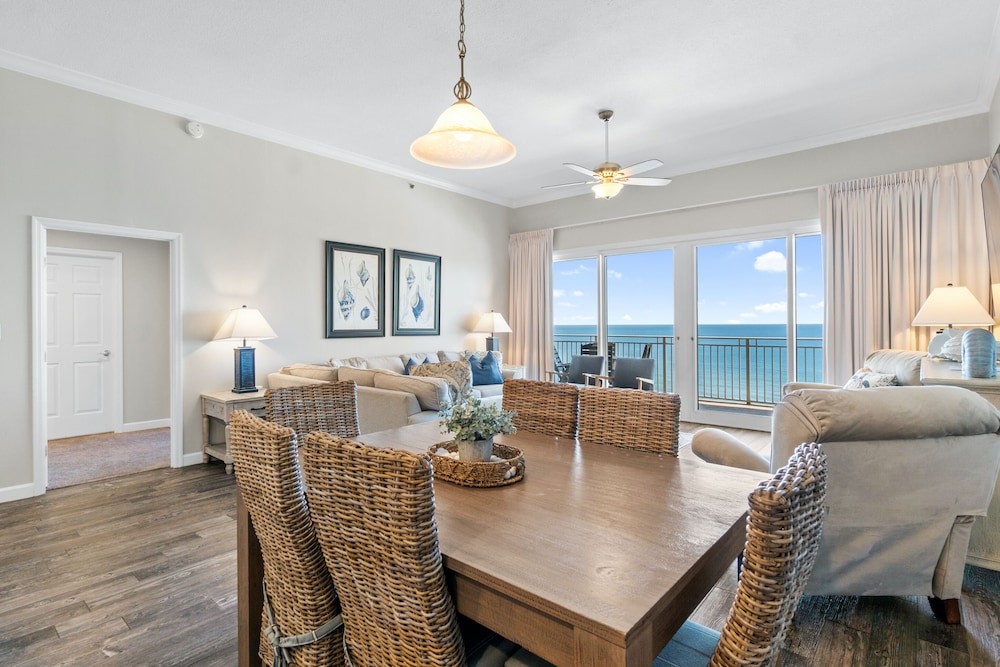 Condo, 3 Bedrooms, Ocean View, Beachfront