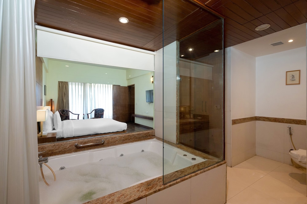 Grand Room photo 2