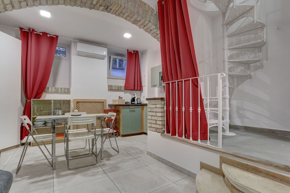 Apartment, 2 Bedrooms, Garden View
