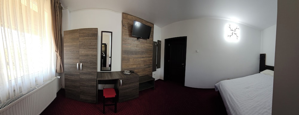 Comfort Double Room, Mountain View photo 3