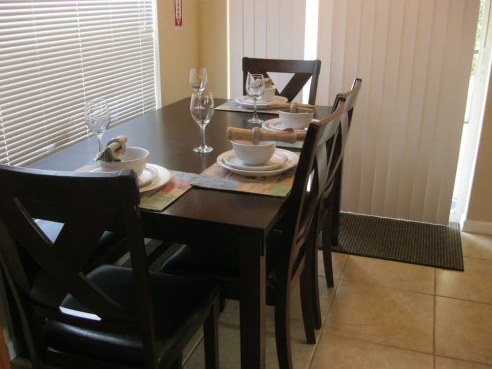 Standard Apartment, 4 Bedrooms photo 3