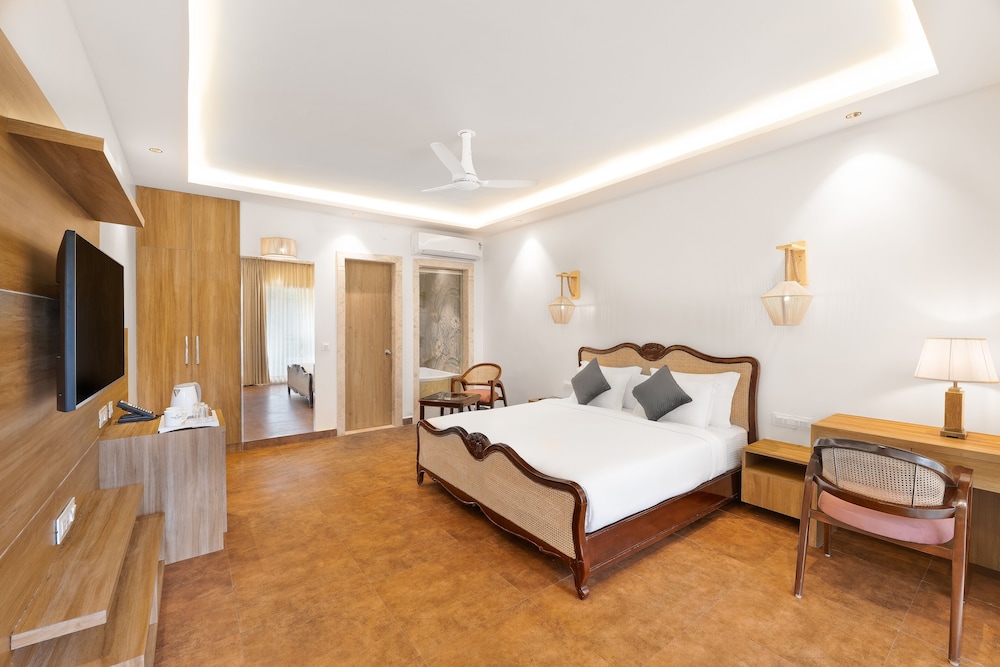 Superior Room With Balcony