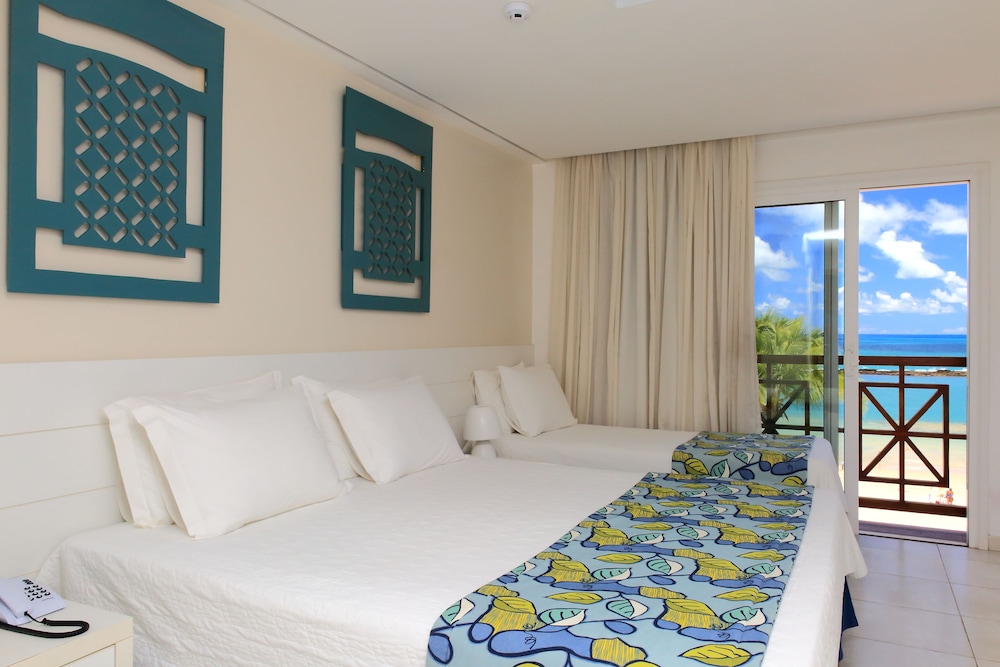 Triple Room, Sea Facing photo 1