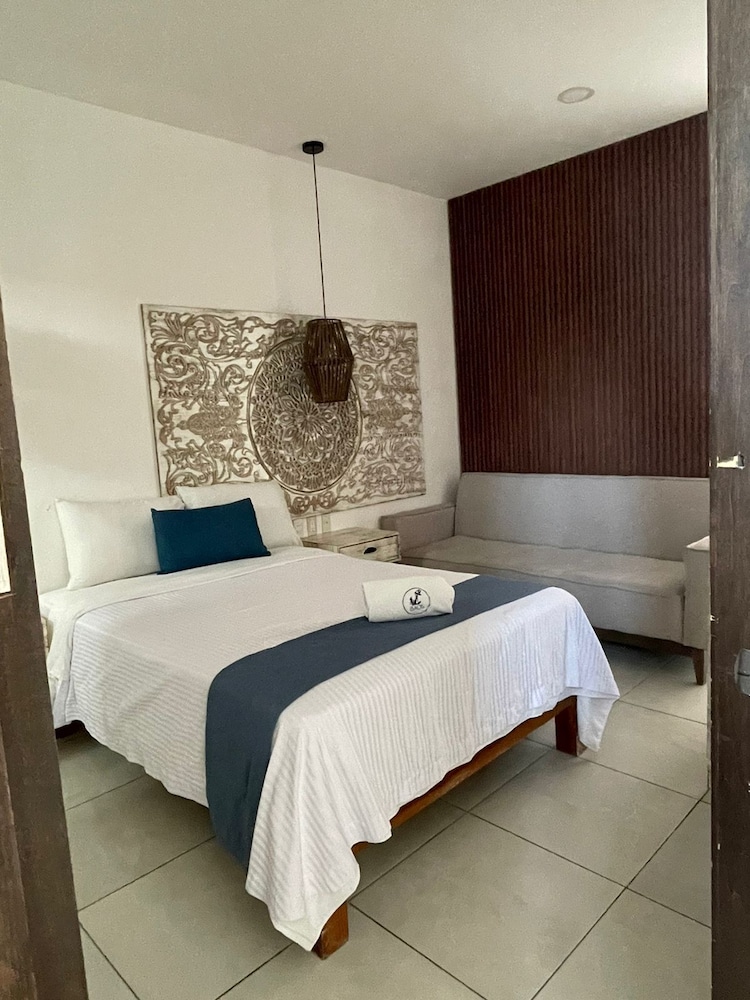 Basic Triple Room