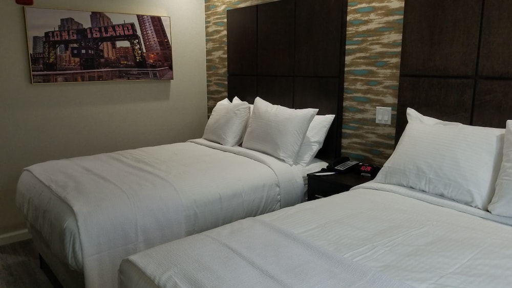 Standard Room, 2 Double Beds, Non Smoking photo 1