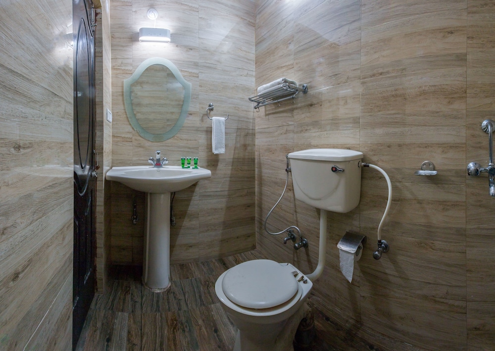 Standard Room - Photo 12