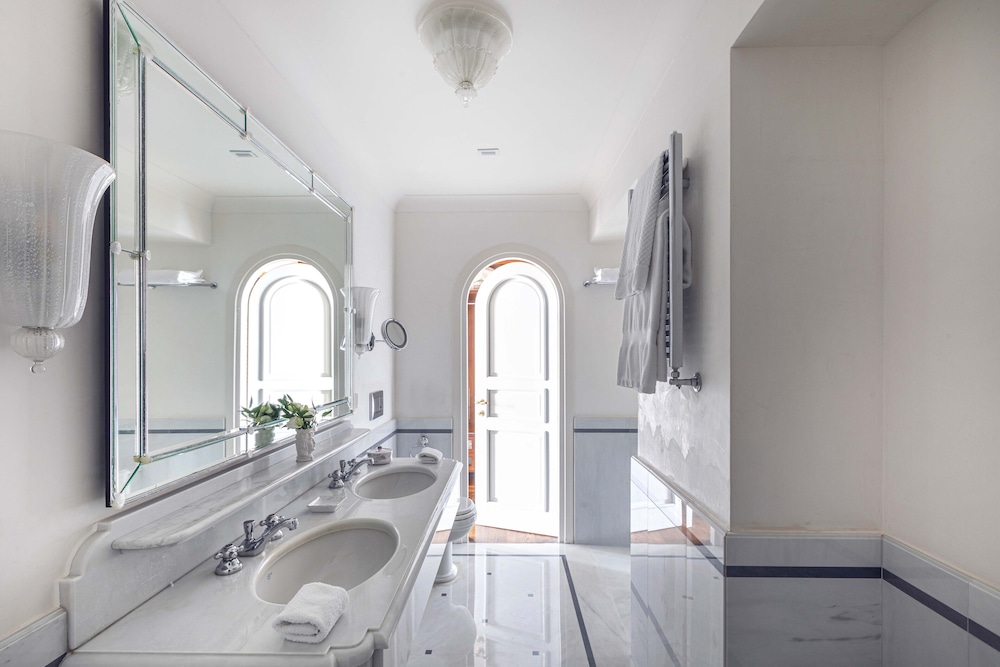 Junior Suite, Sea View (Premium - with Balcony or Terrace)