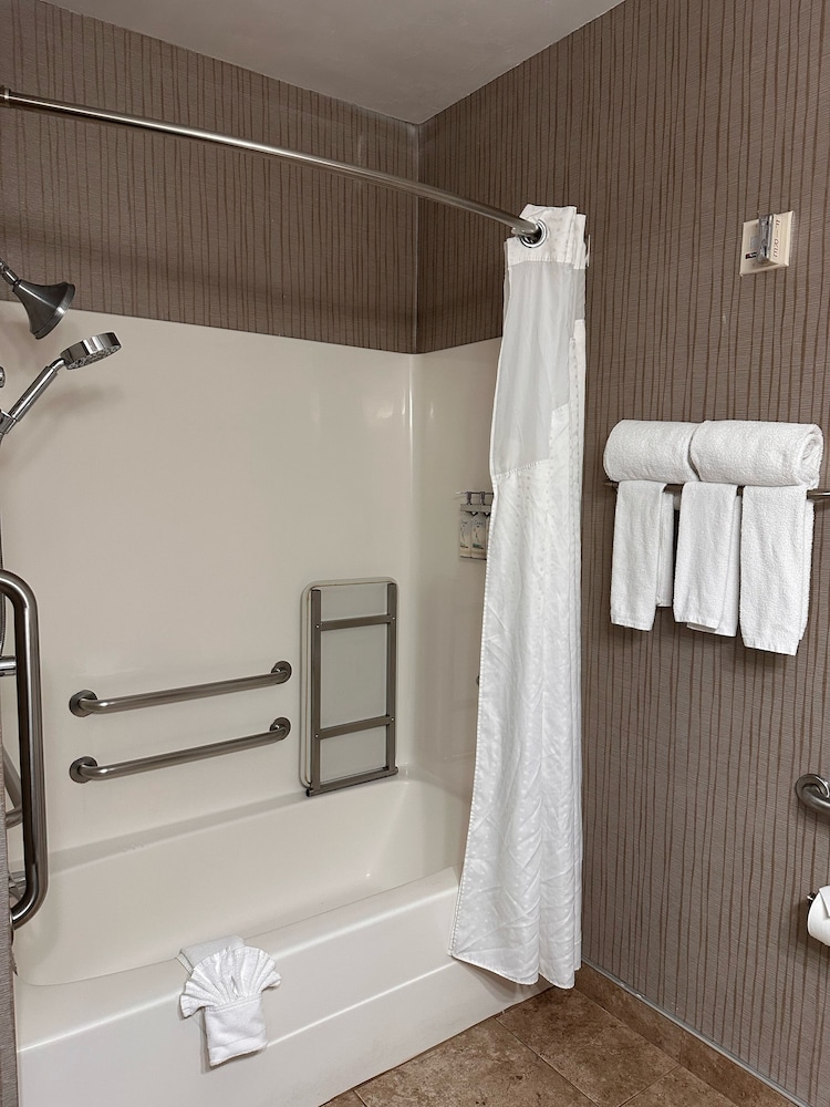 Holiday Inn Express & Suites Chicago Deerfield Lincolnshire by IHG, Bilde 5