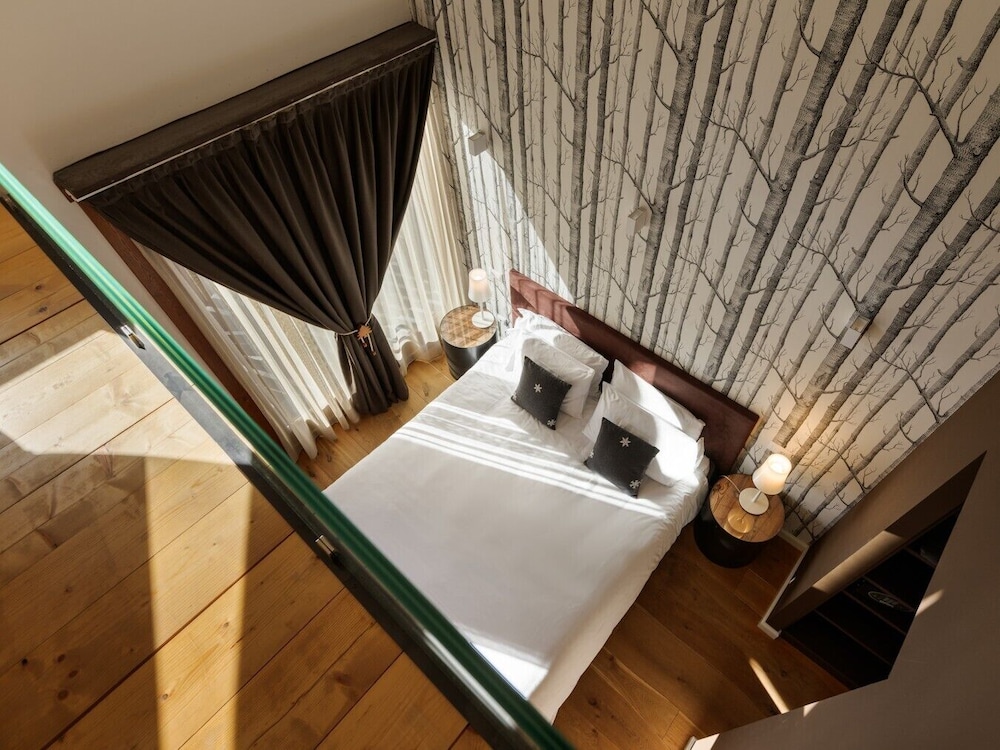 Loft photo 2