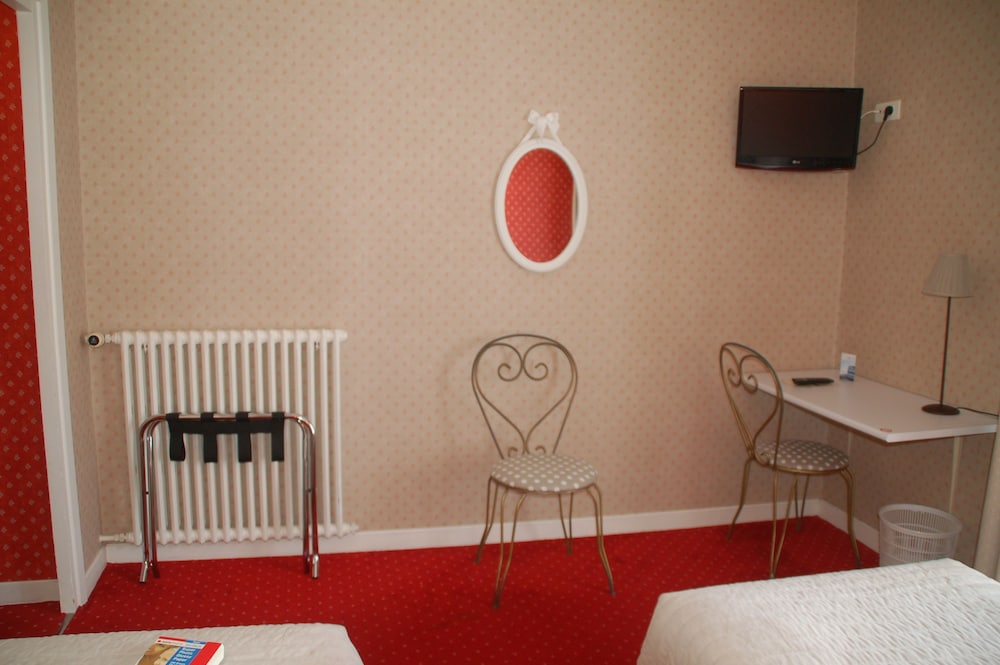 Standard Room, 2 Twin Beds photo 3