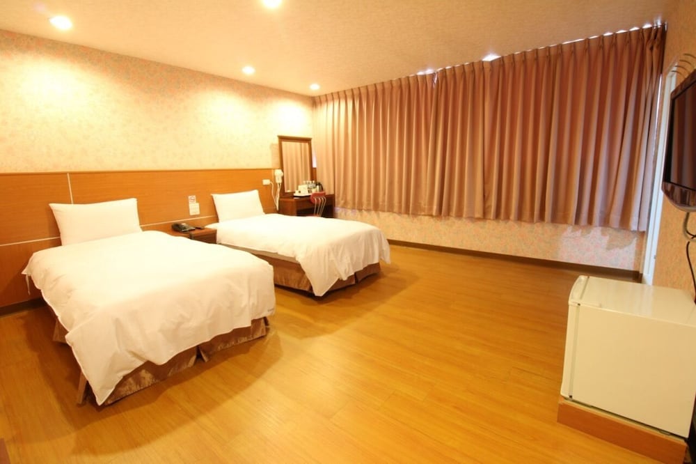 Standard Twin Room photo 2