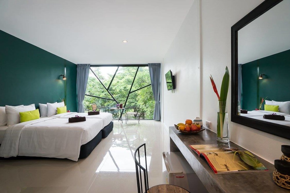 Deluxe Twin Room photo 1