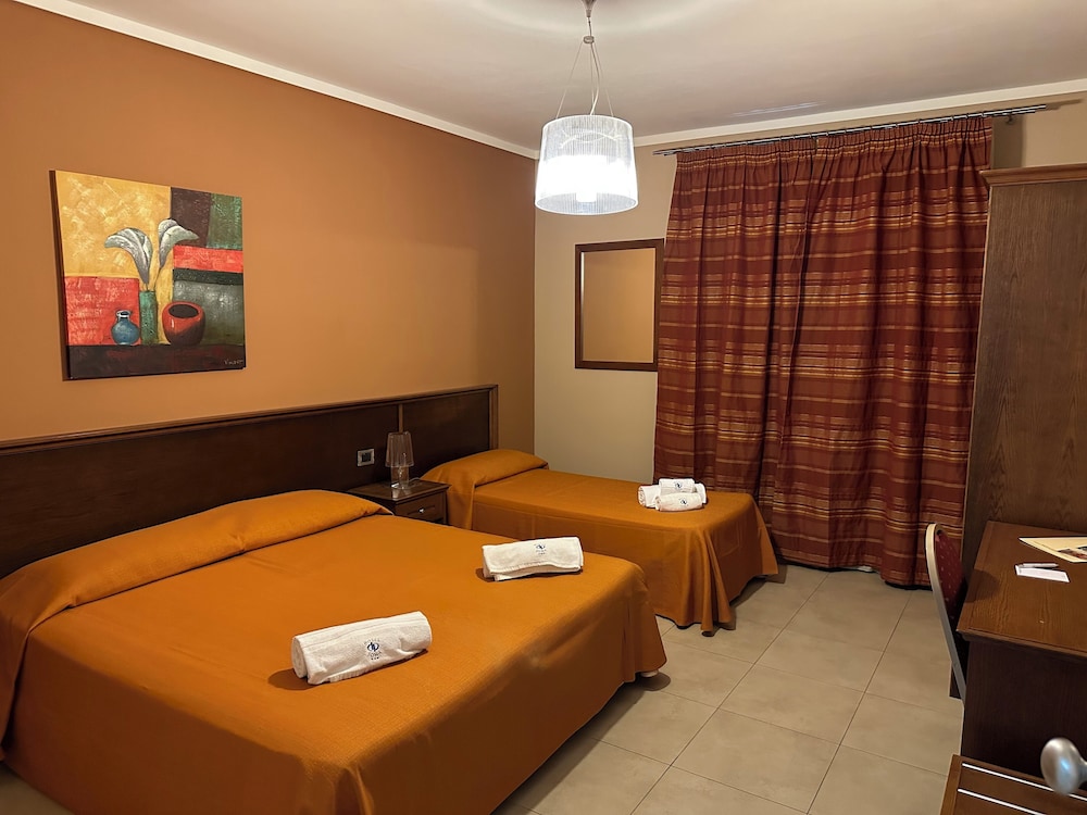Triple Room photo 1