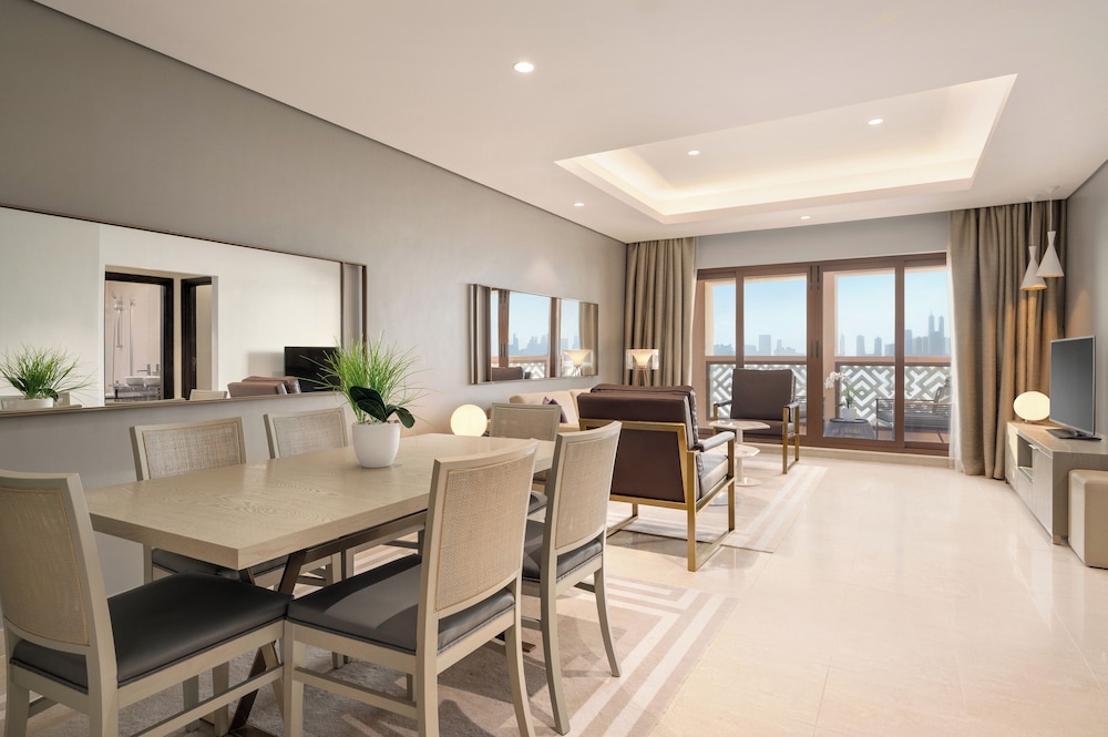 Family Apartment, 3 Bedrooms (Private Beach Access) thumbnail 5
