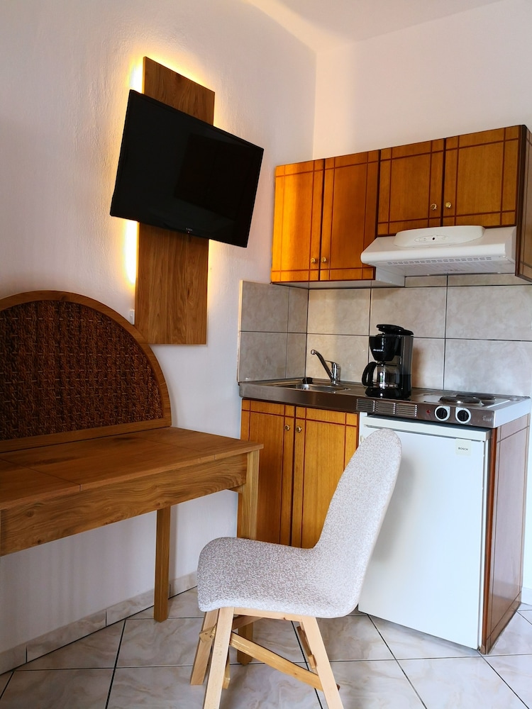 Premium Studio photo 2
