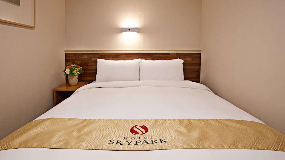 [Early Bird] Family Twin Room - Non-Refundable (1 reschedule is allowed) photo 1