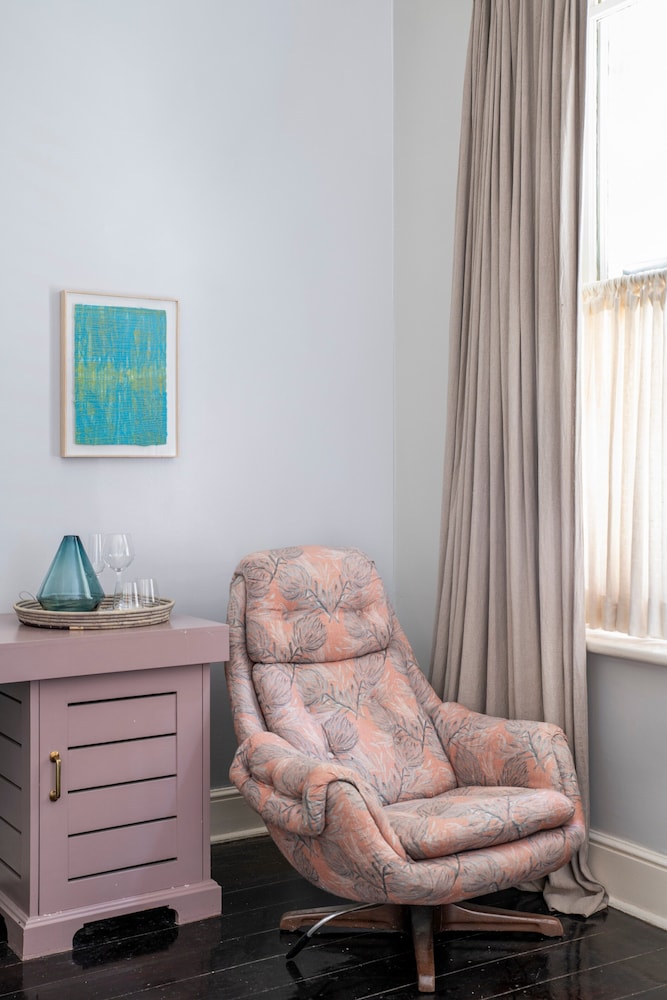 The Manor House Room - Photo 7