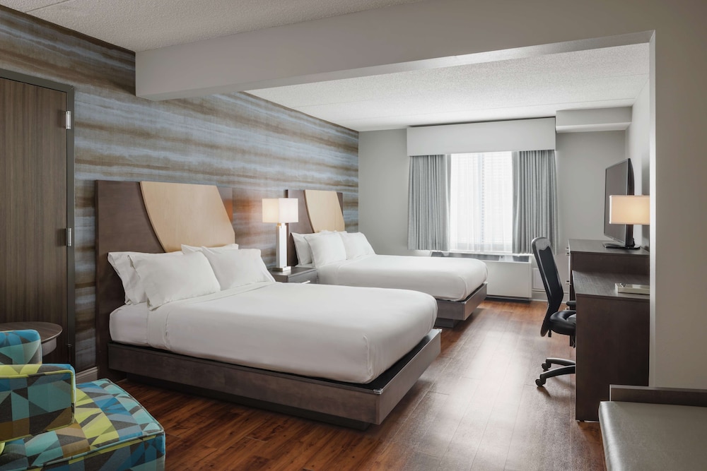 Room, 2 Double Beds, Accessible (Roll-In Shower)