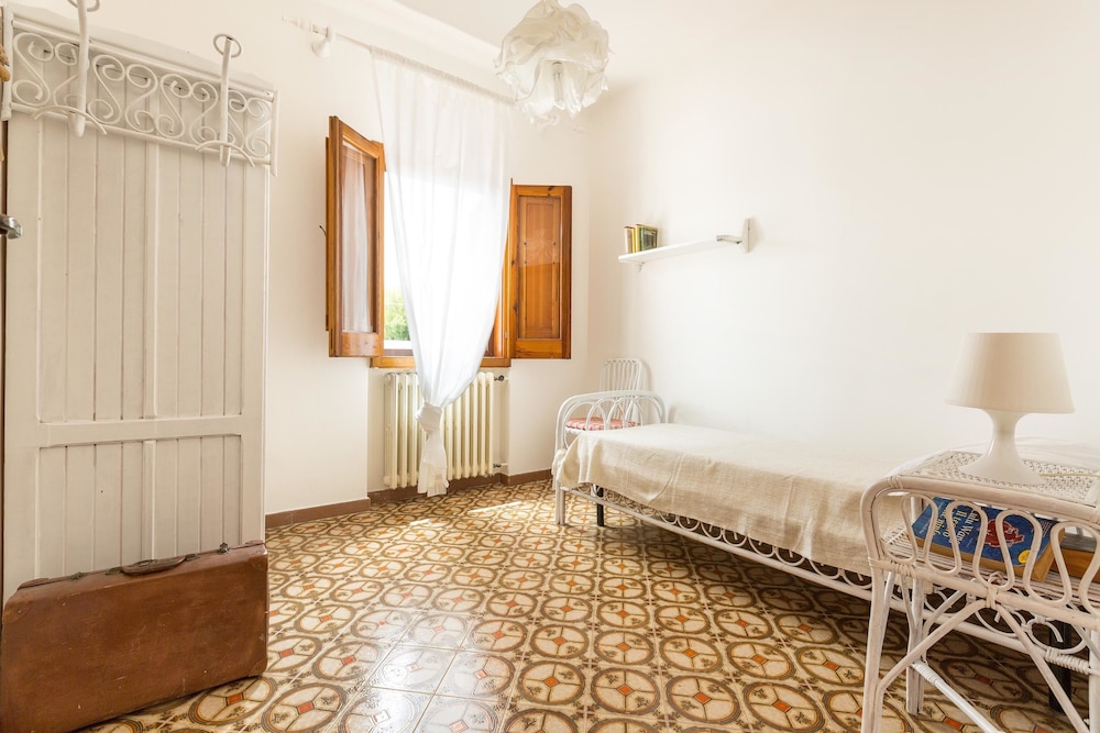 Villa, 6 Bedrooms, Pool Access photo 1