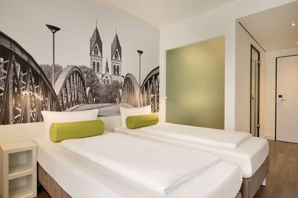 Room, 2 Twin Beds, Accessible, Non Smoking photo 1