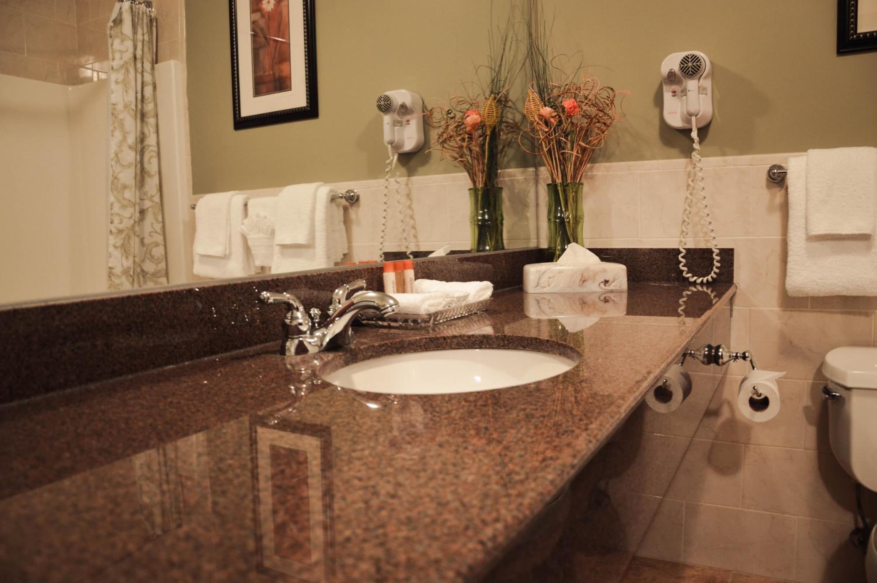 Queen Room - Photo 5