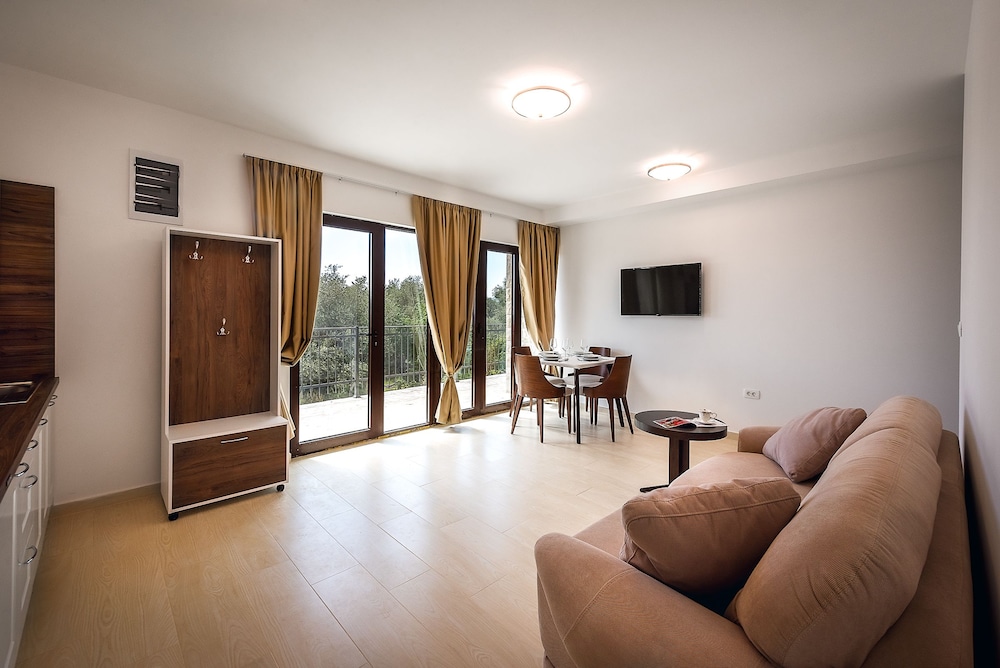 Comfort Apartment, Partial Sea View photo 1
