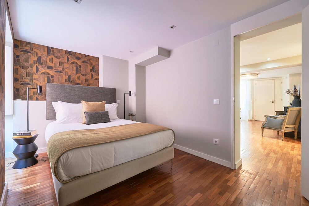 Basic Apartment, 1 Double Bed with Sofa bed, Non Smoking photo 2