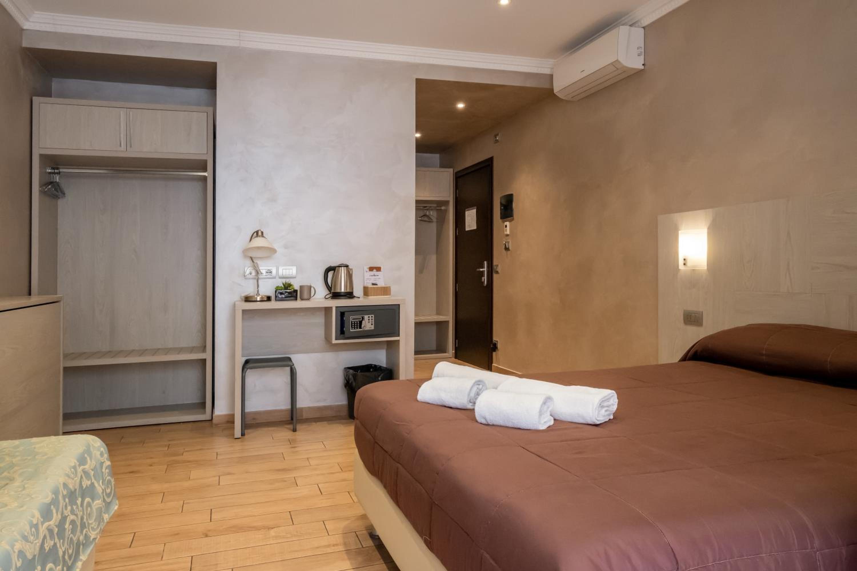 Quadruple Room photo 1