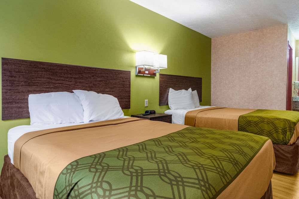 Standard Double Room, 2 Double Beds, Smoking - Photo 6