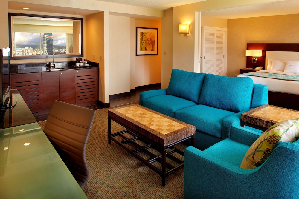 Suite, 1 King Bed with Sofa bed (Waikiki Suite, Park Ocean View)
