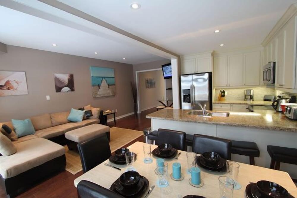 Beach House 6, 4 Bedrooms, 8 Beds, Kitchen photo 1