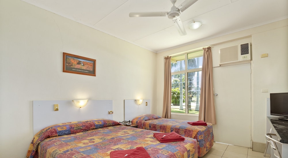 Comfort Room, Multiple Beds photo 2