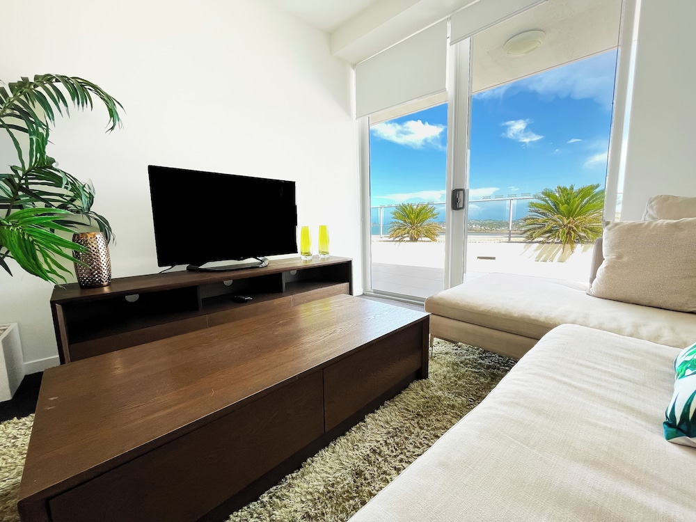 3 Bedroom Penthouse Apartment photo 3