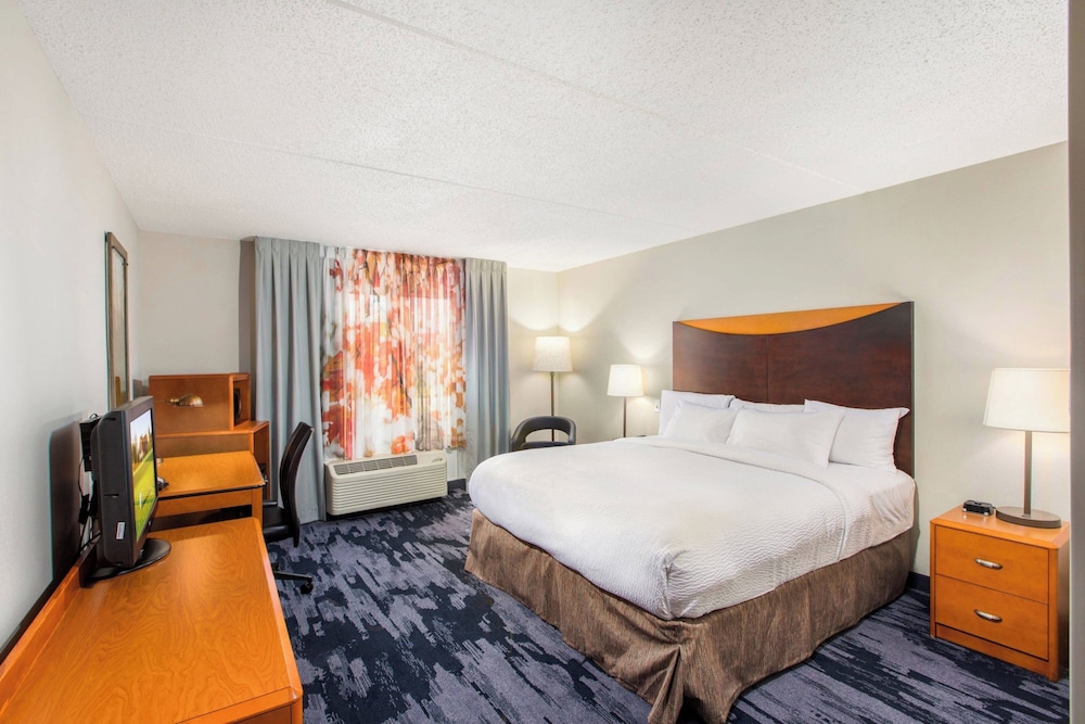 Suite, 1 Bedroom (Mobility Accessible, Roll-In Shower)