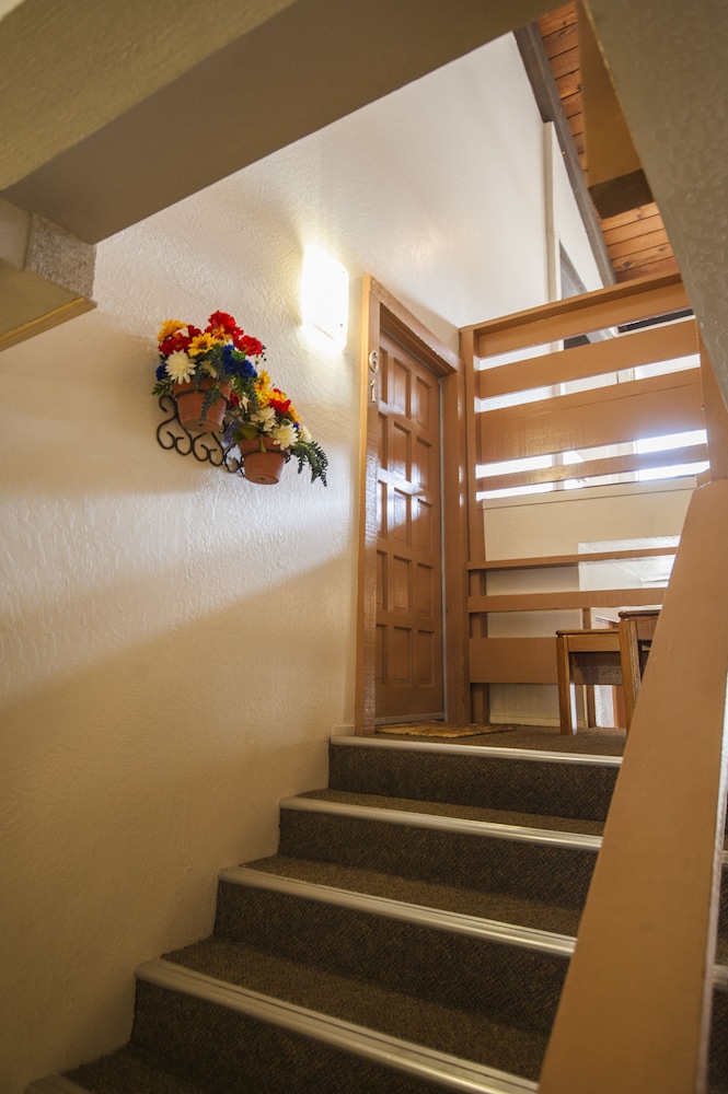 Chamonix 3 bedroom Condo, Off Site - Photo 3