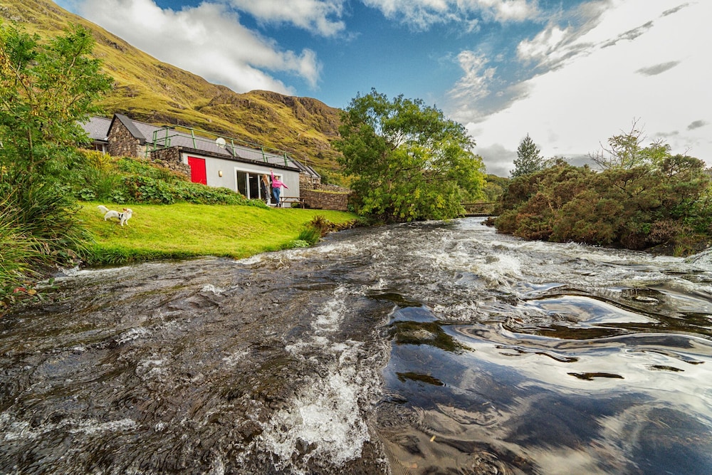 Waterfall Cottage photo 3