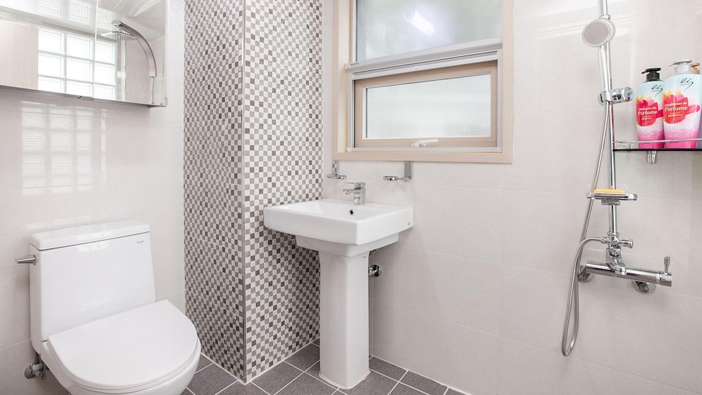 Basic Room, 1 Bedroom (Sole203) - Photo 8