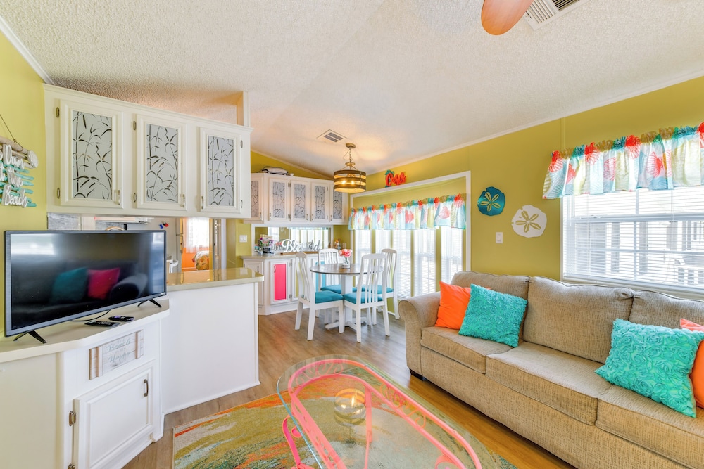 House (2 Bedrooms)