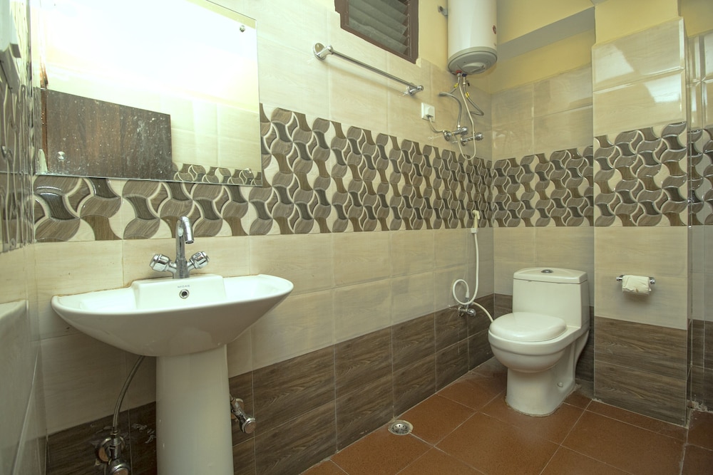 Deluxe Double Or Twin Room, 1 King Bed photo 2