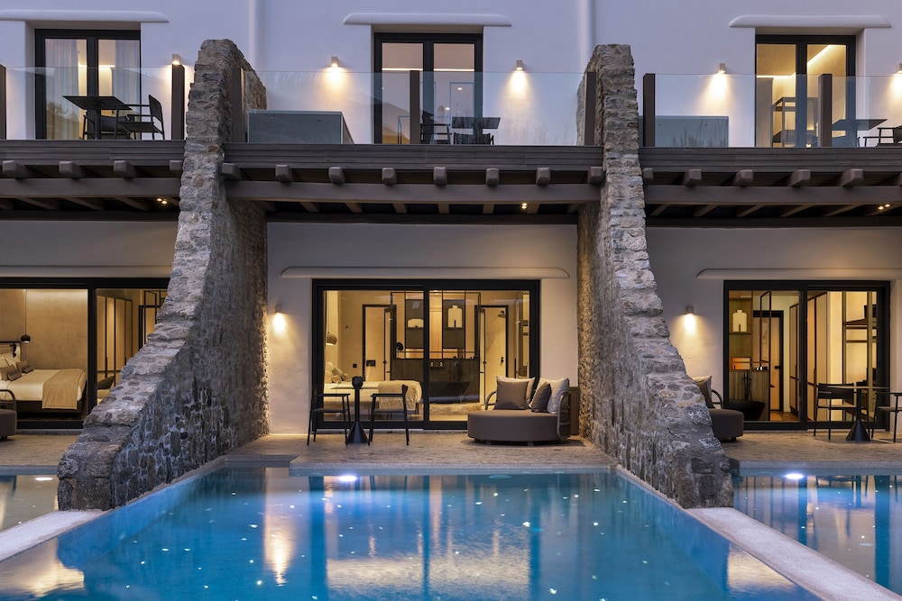 EON Junior Suite with Supreme Pool and Garden View - Photo 6