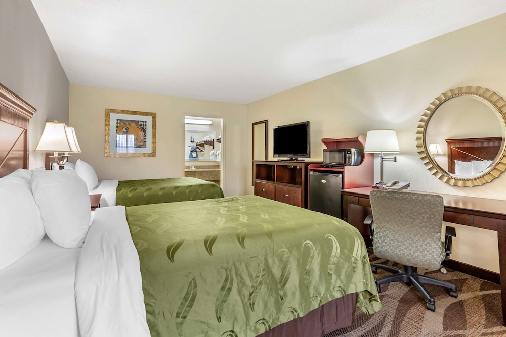 Standard Room, 2 Double Beds, Non Smoking - Photo 3