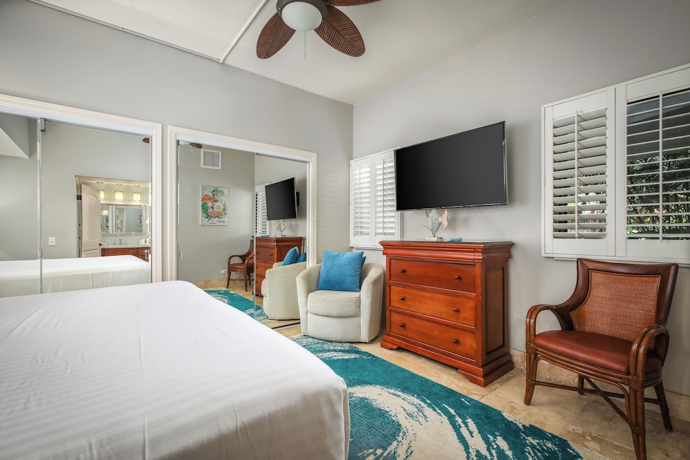 Room, 2 Bedrooms, 2 Bathrooms, Garden View (Unit 306)