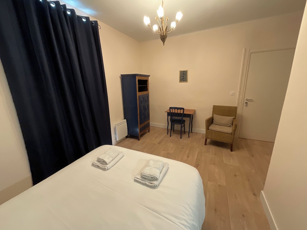 Basic Double Room photo 3