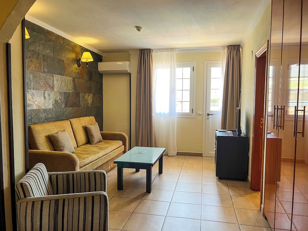 Junior Suite - Photo 3