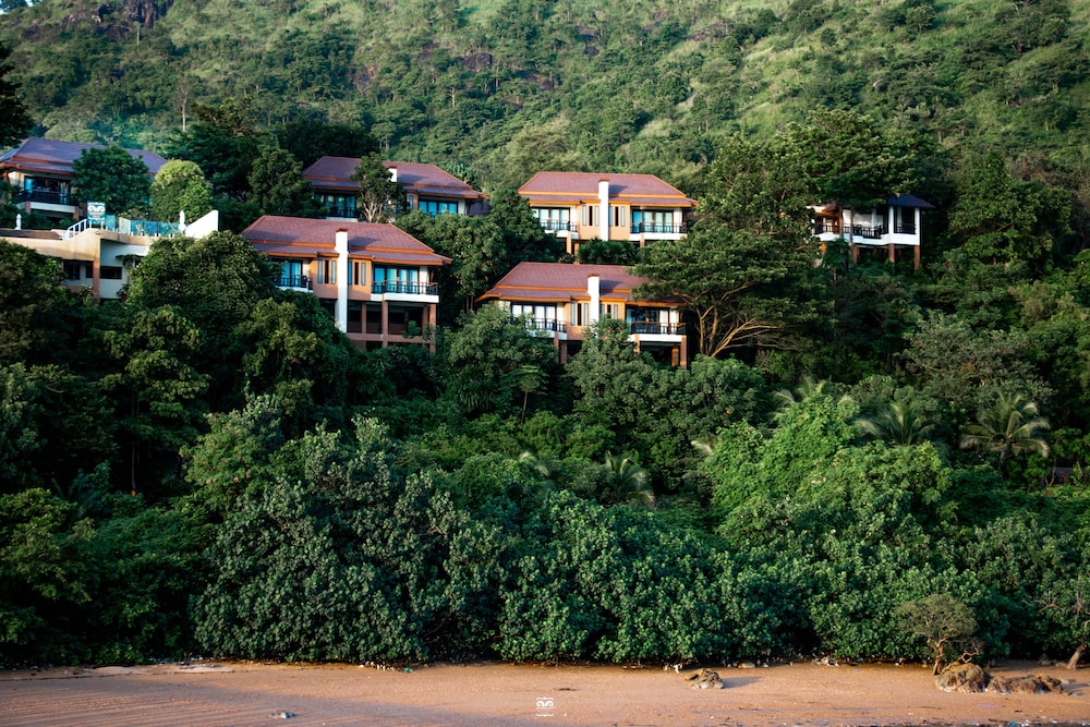 Ocean View Villa photo 2