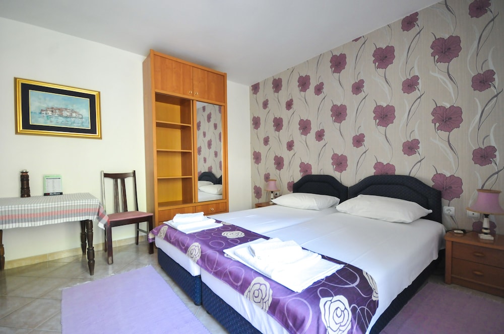 Comfort Studio, 2 Twin Beds