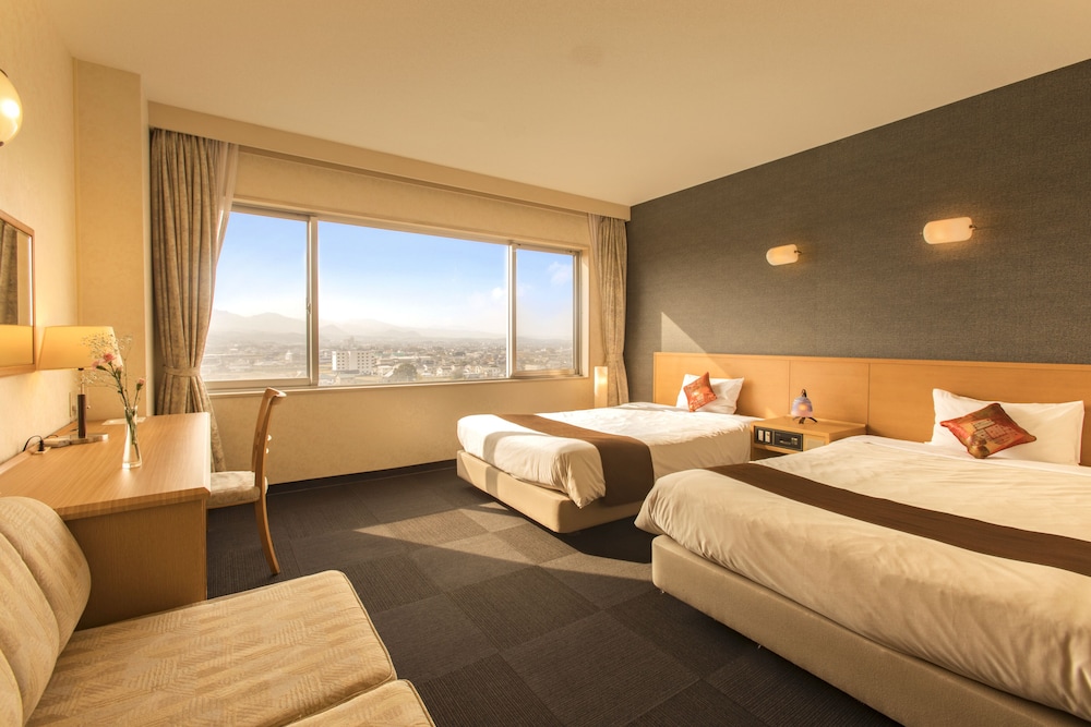Basic Twin Room