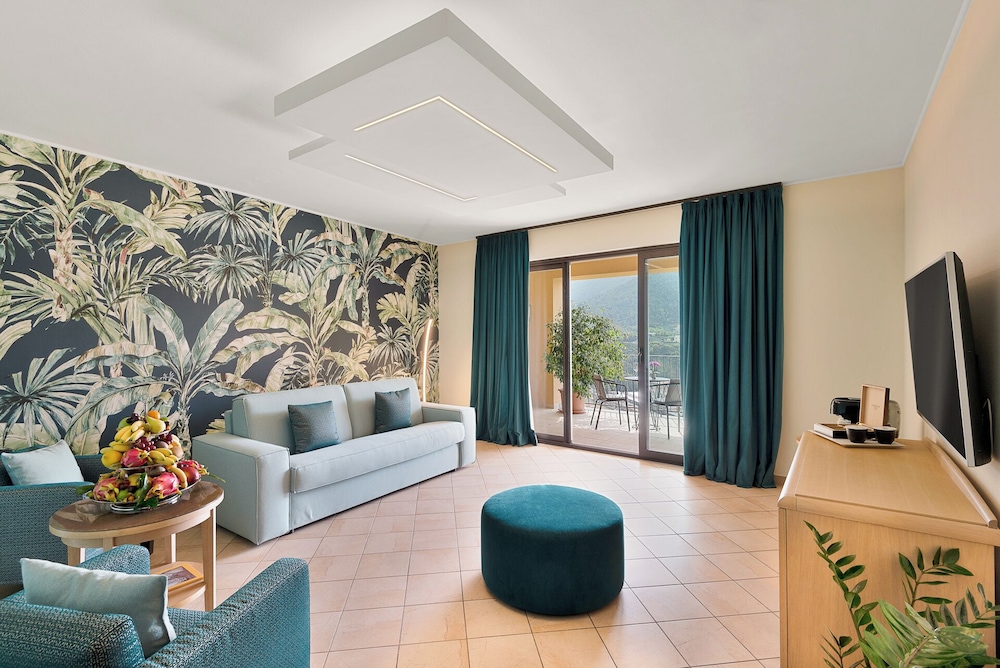 Deluxe Suite - Photo 6