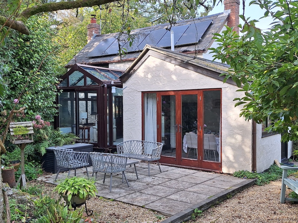 Cottage photo 1