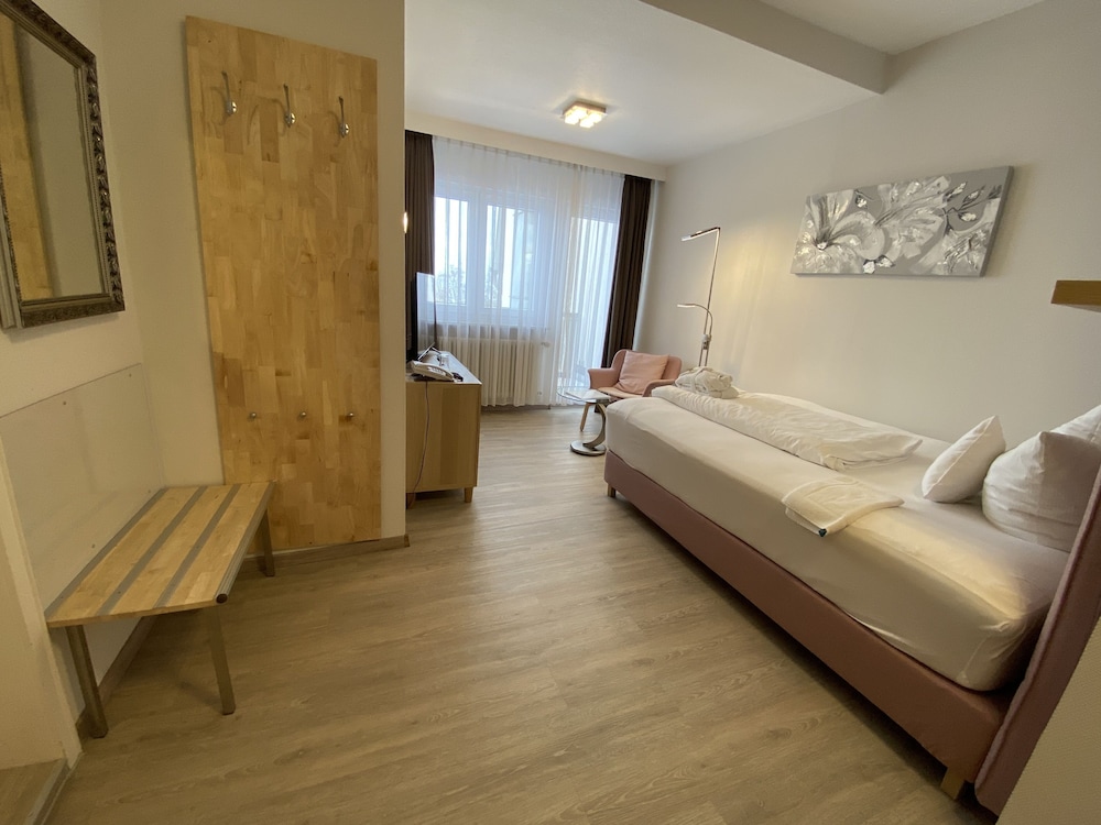 Standard Single Room, Non Smoking photo 2